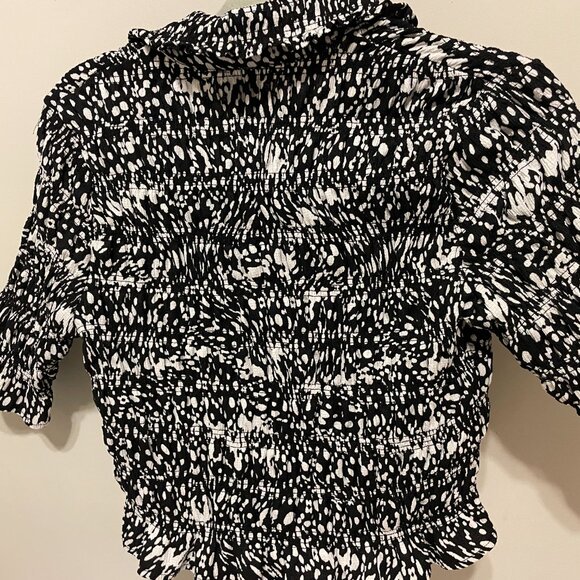 Maeve Button-Front Top - Picture 4 of 10